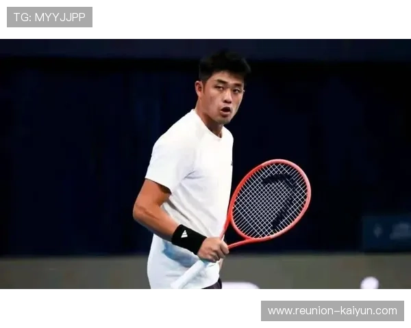 2026年网球赛季精彩回顾：明星选手表现亮眼 冠军争夺进入白热化