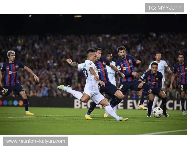 欧冠焦点战豪门激烈对决球星闪耀赛季走势引发热议与期待持续升温